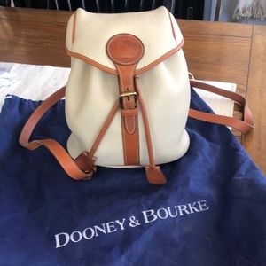 Dooney & Bourne